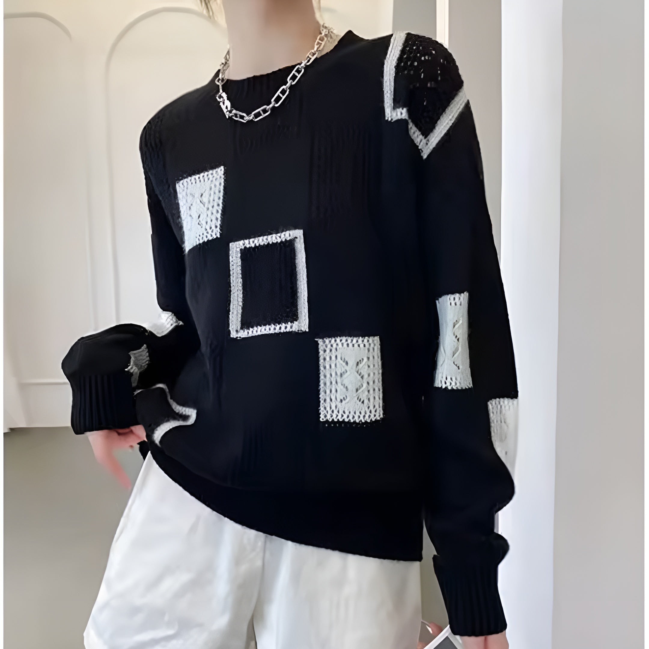 Manuela - Luxurious Sweater with Design